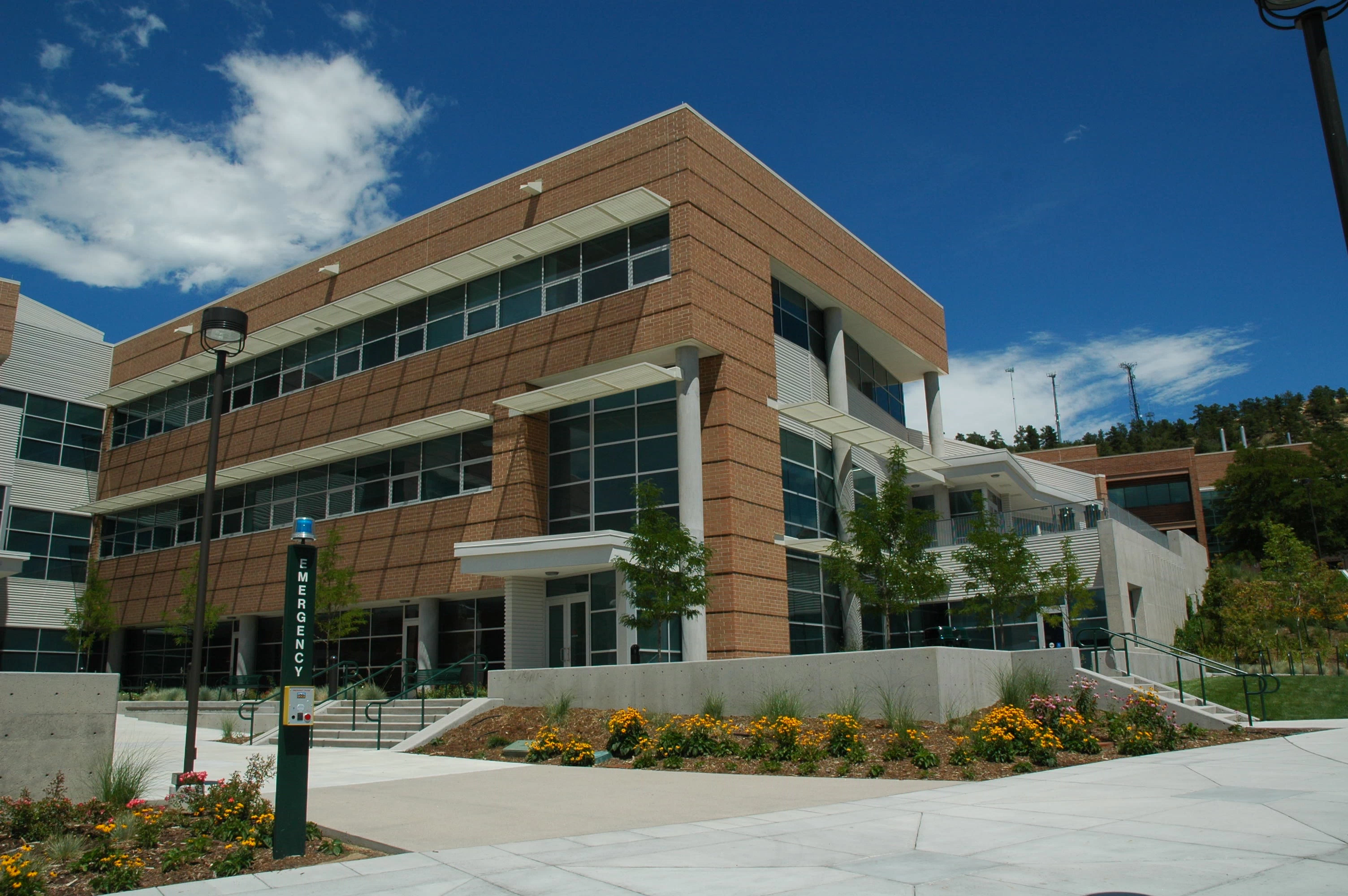AtlasConcorde UCCS Science and Engineering Building USA 003